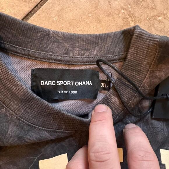 Darc sport Ohana tee new with tags size XL - Picture 2 of 3